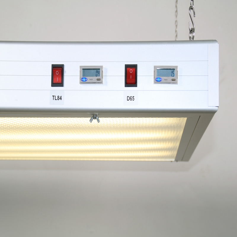 CC120 吊式光源箱 - 單光源，雙光源，三光源     